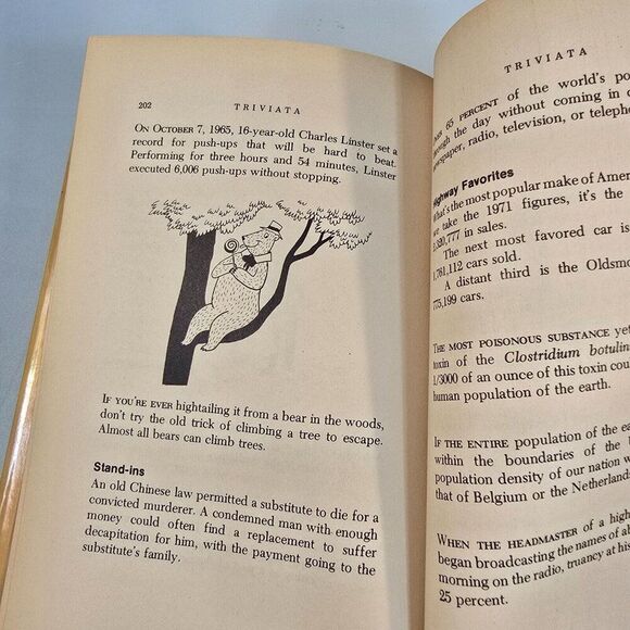 Triviata: A Compendium of Useless Information By Timothy T. Fullerton 1975 HC - Picture 9 of 10